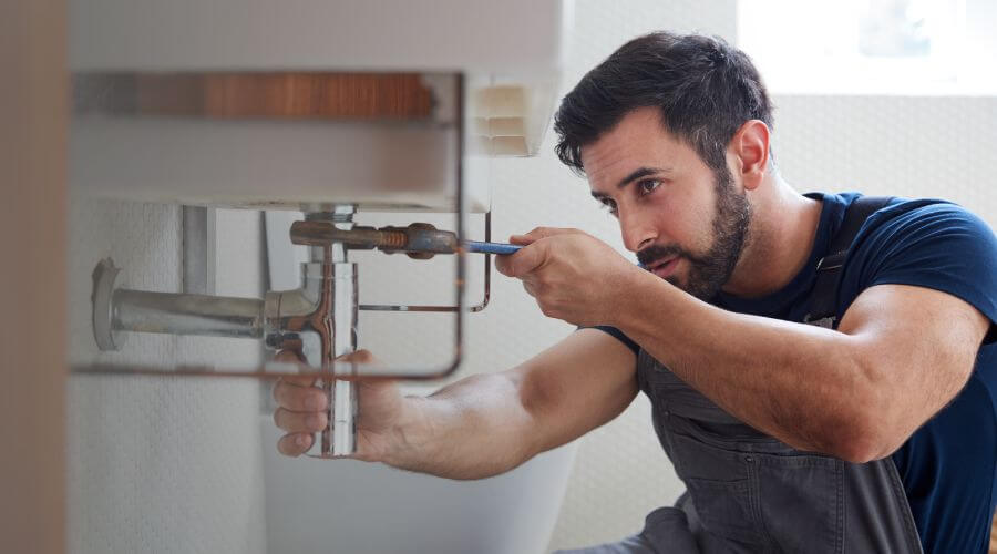 Professional water heater installation services in Linden, VA